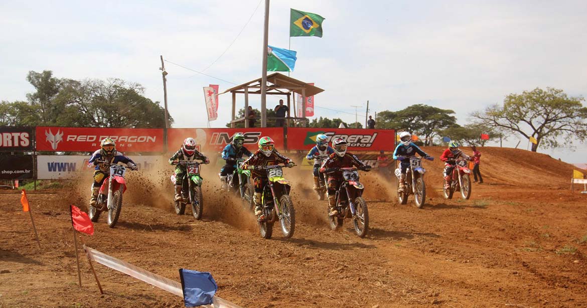 campeonato lesle paulista motocross 2015 aracoiaba largada