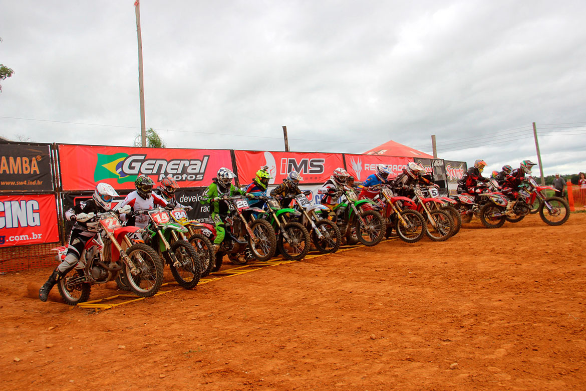 campeonato lesle paulista motocross 2015 largada